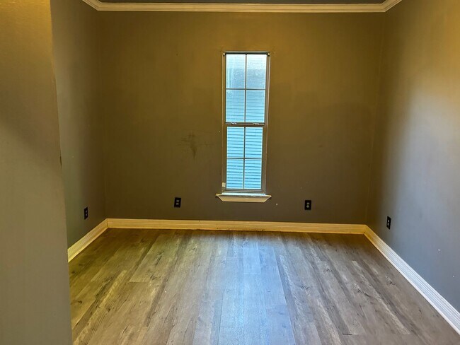 Building Photo - 1944 Milam St