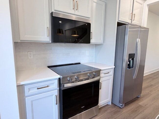 Building Photo - Brand-New 3BR Townhome with Garage in Clayton Crossing