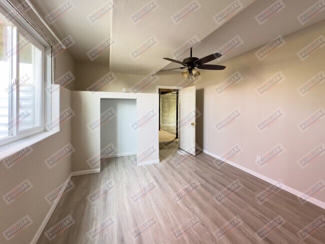 Building Photo - Rural Single Family Home