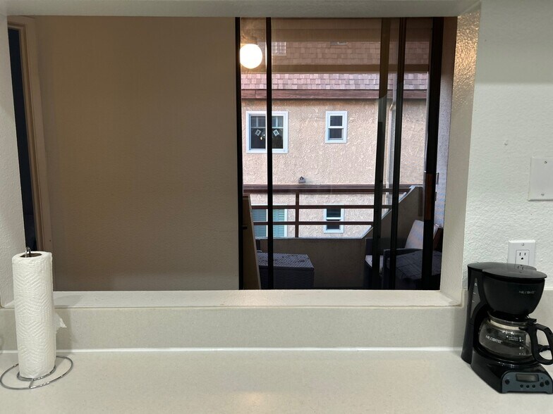 view of patio from kitchen - 3913 N Virginia Rd