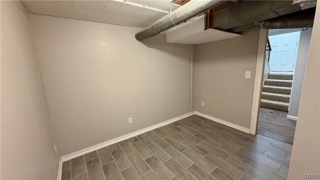 Building Photo - 104 Finwood Dr