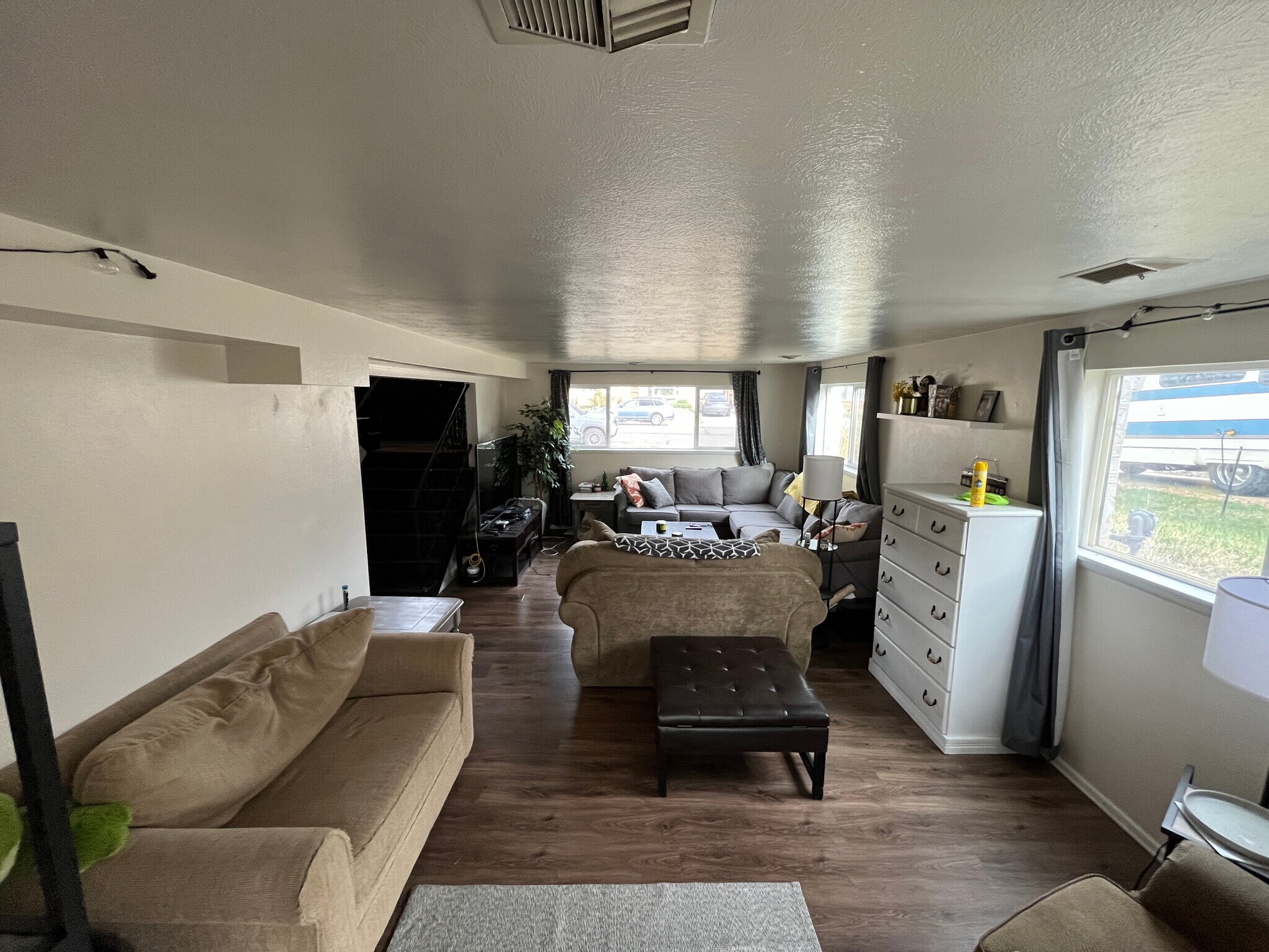 Building Photo - 3226 Gladiola Dr