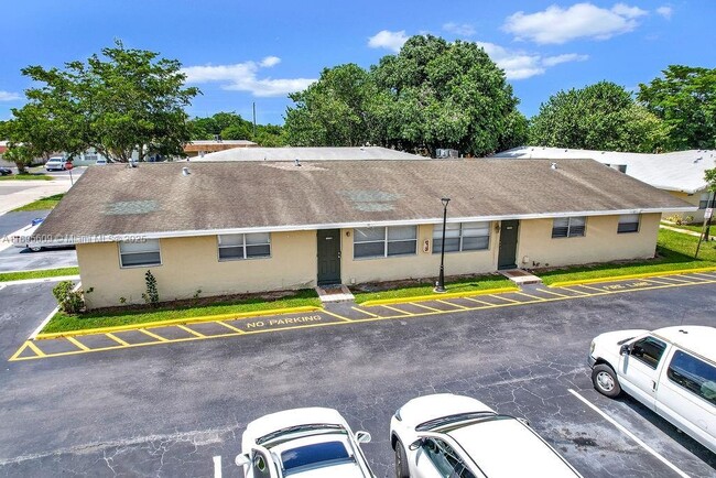 Building Photo - 6897 SW 7th St