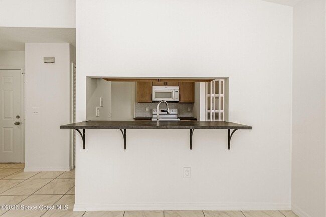 Building Photo - 972 S Fork Cir