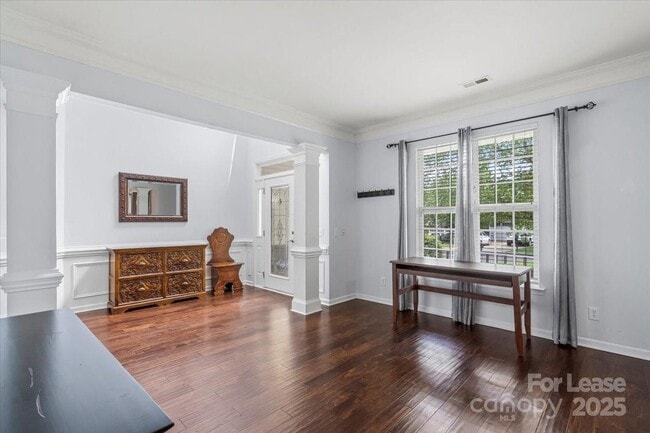 Building Photo - 9920 Eden Hall Ct