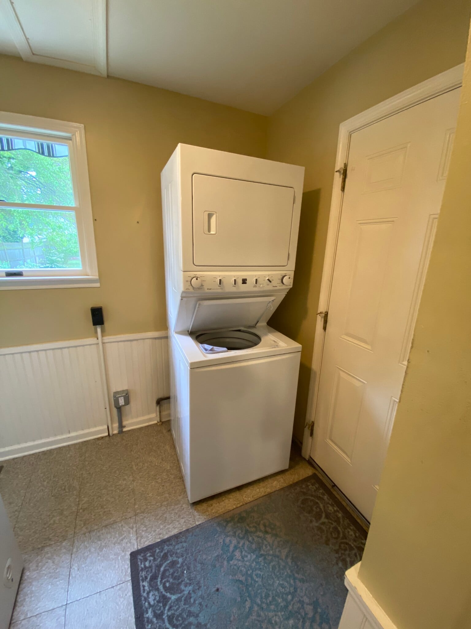Laundry Room - 221 Dickinson Rd