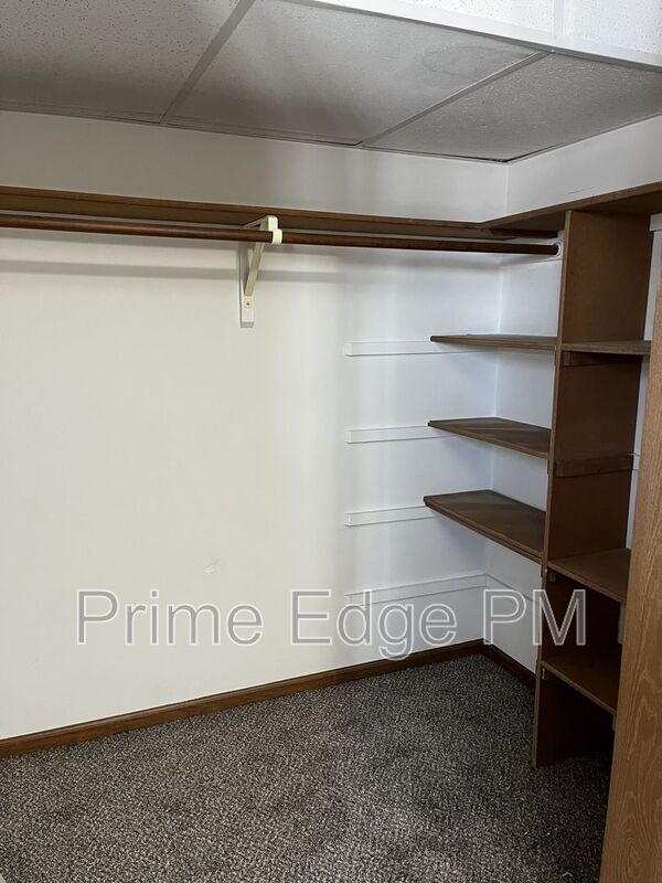 Building Photo - 1500 Knox St