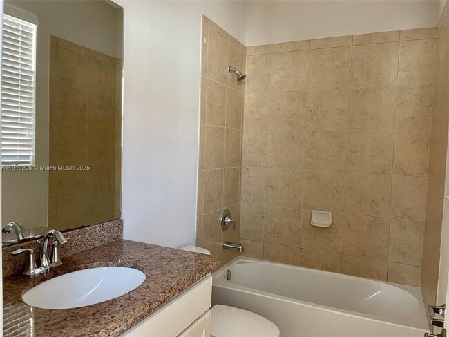 Building Photo - 2929 SW 119th Way