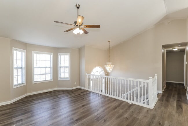 Building Photo - 7823 Cambridge Dr