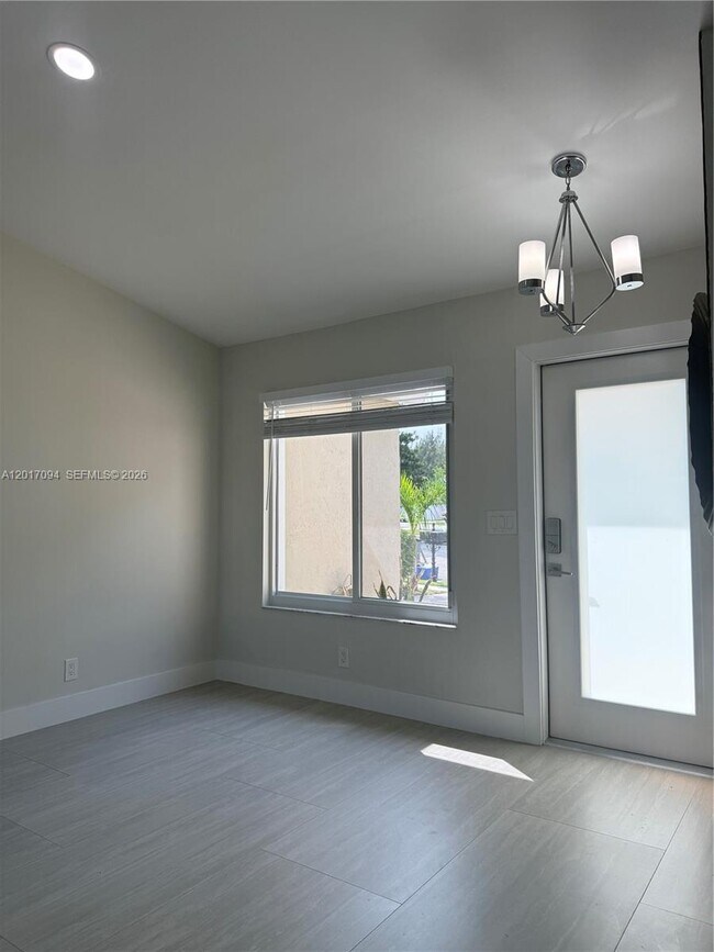 Building Photo - 18818 Cloud Lake Cir