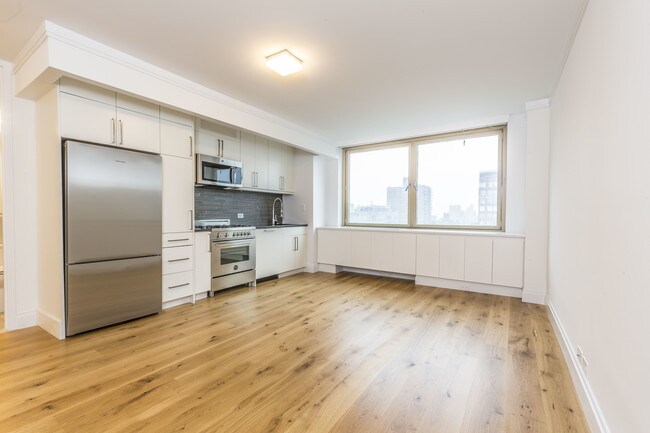 Interior Photo - The Colorado