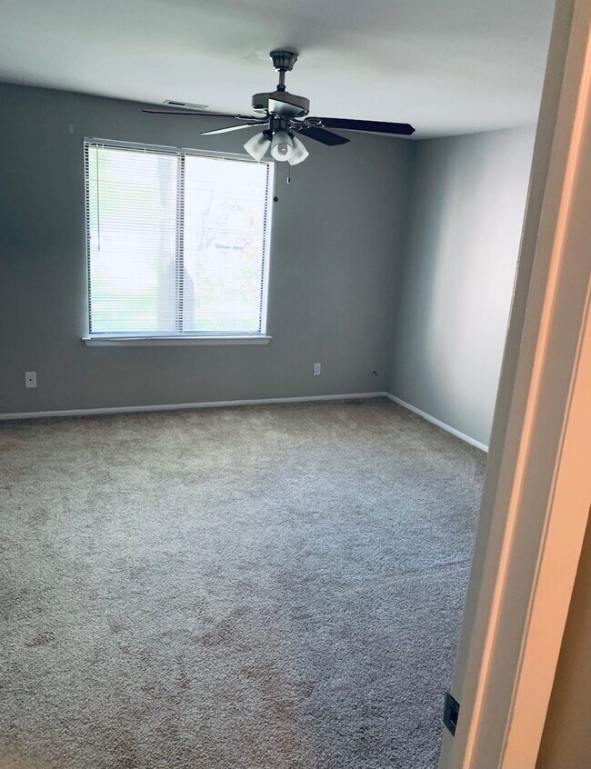 Building Photo - 2620B Auburn Ct