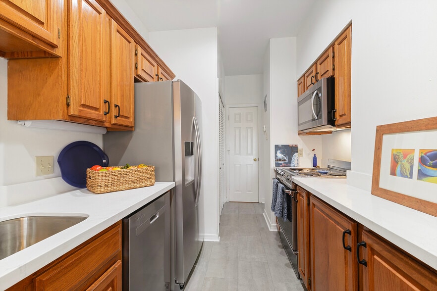 Building Photo - 2205 Audubon Trce