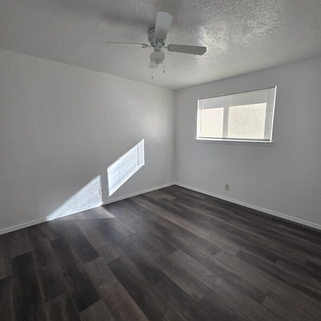 Building Photo - 10616 Towner Ave NE