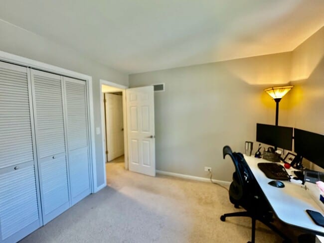 Building Photo - Home in Villa Park
