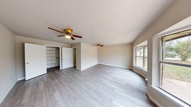 Building Photo - 2018 Shoemaker Dr