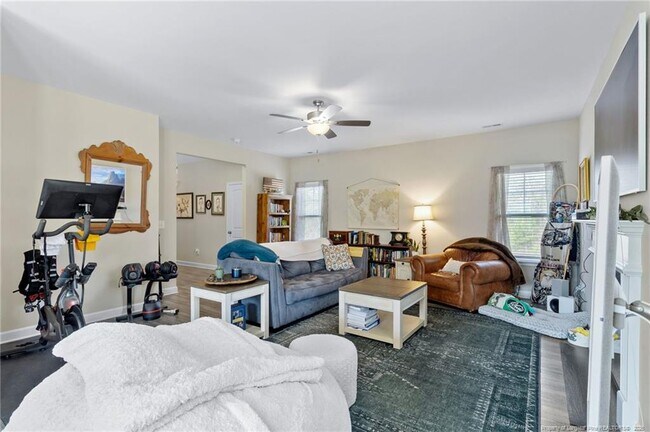 Building Photo - 50 Basswood Ct