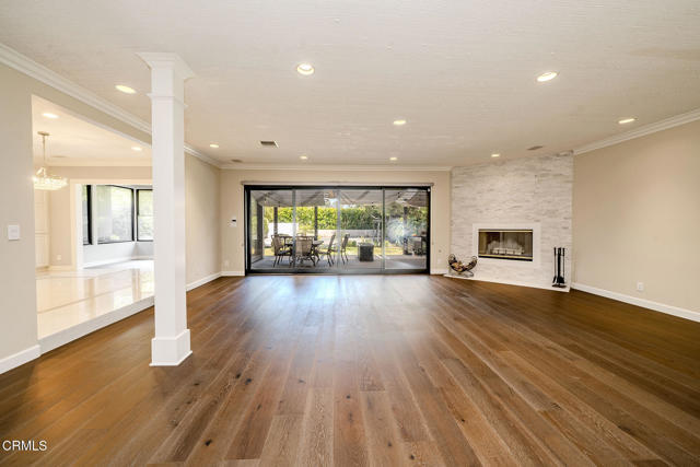Building Photo - 4330 Bel Air Dr