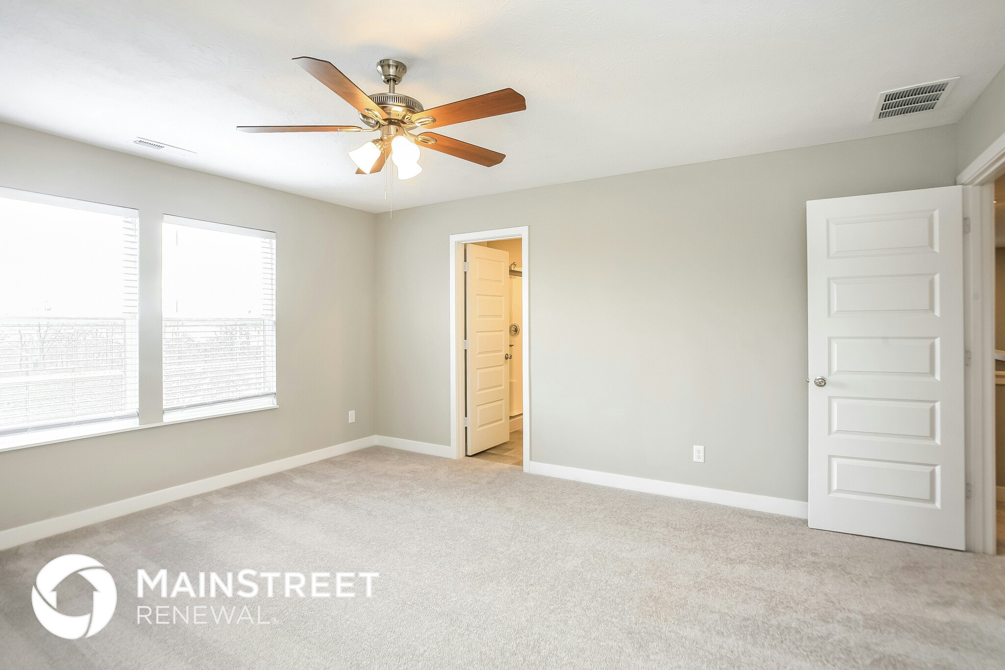 Building Photo - 1937 Goodwin Pl