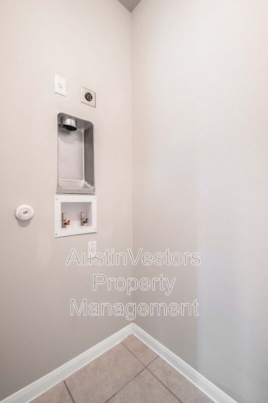 Building Photo - 18007 Malnati Dr