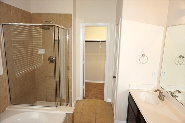 Building Photo - 13415 Nigh Way