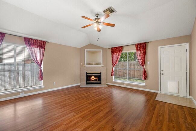 Building Photo - 9109 Benwick St