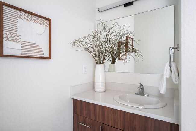 Building Photo - Summer Savings are Here! $500 Rent Credit ...