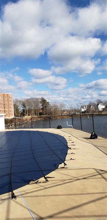 Building Photo - 666 Pelham Rd