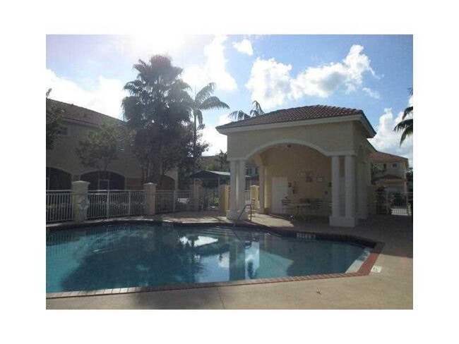 Building Photo - 8320 Santa Monica Ave