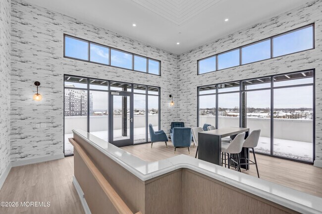 Building Photo - 19 Carr Ave