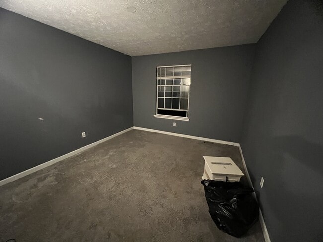 Building Photo - 2025 Marbut Forest Dr