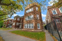 Building Photo - 5426 W Jackson Blvd