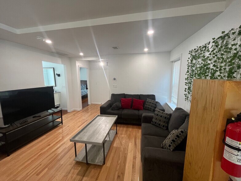 Living Area - 1 Chester Park