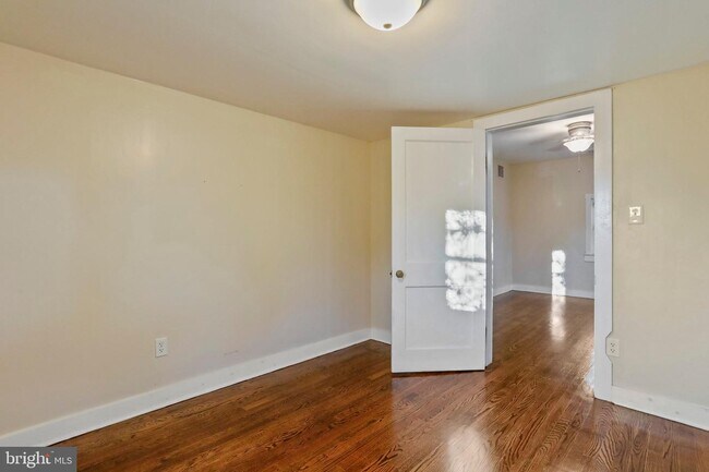 Building Photo - 178 Stephenson Rd
