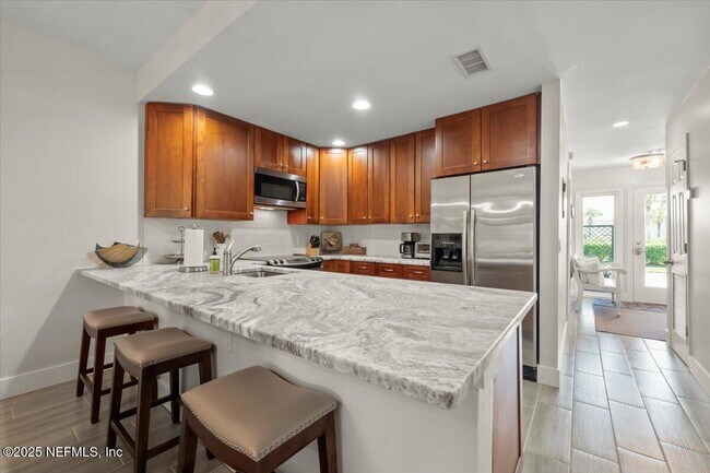 Building Photo - 622 Ponte Vedra Blvd
