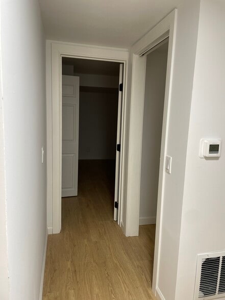 Hallway - 106 Wyldewood Rd