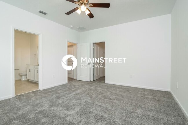Building Photo - 3 Bedroom Pet-Friendly Home in St. Cloud, FL with Main Street Renewal