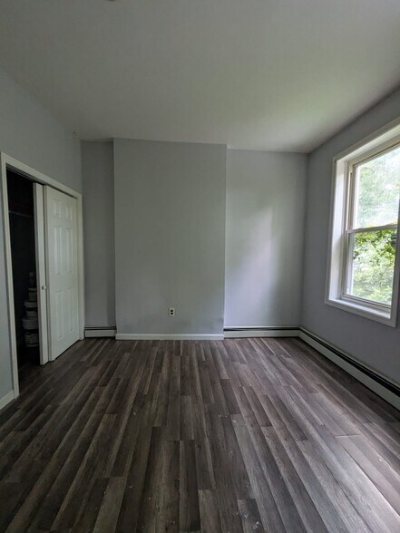 Building Photo - 107 Wilkinson Ave