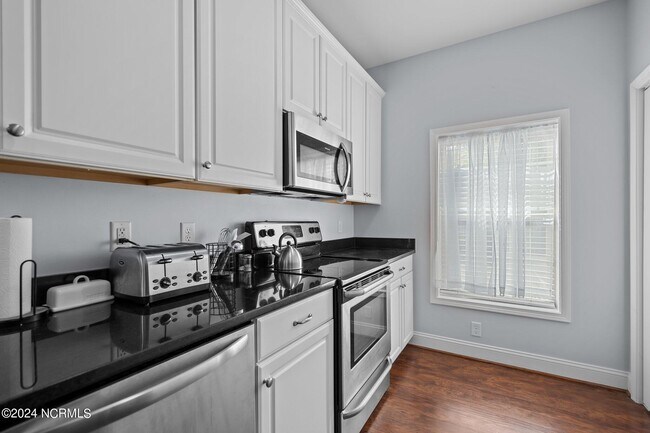 Building Photo - 119 Covil Ave