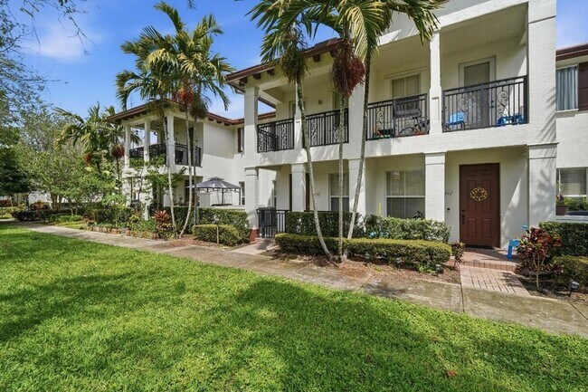 Building Photo - 4501 Mimosa Terrace