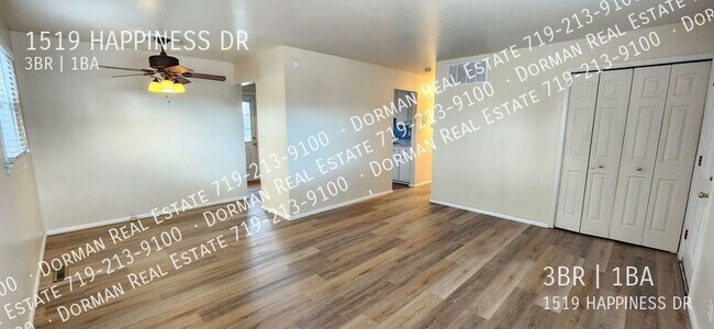 Building Photo - 1519 Happiness Dr