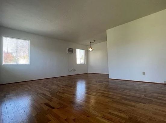 Building Photo - 309 Marie St