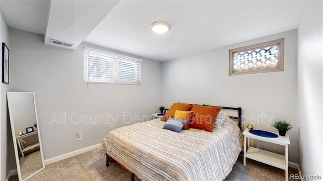 Building Photo - 12098 W Virginia Dr