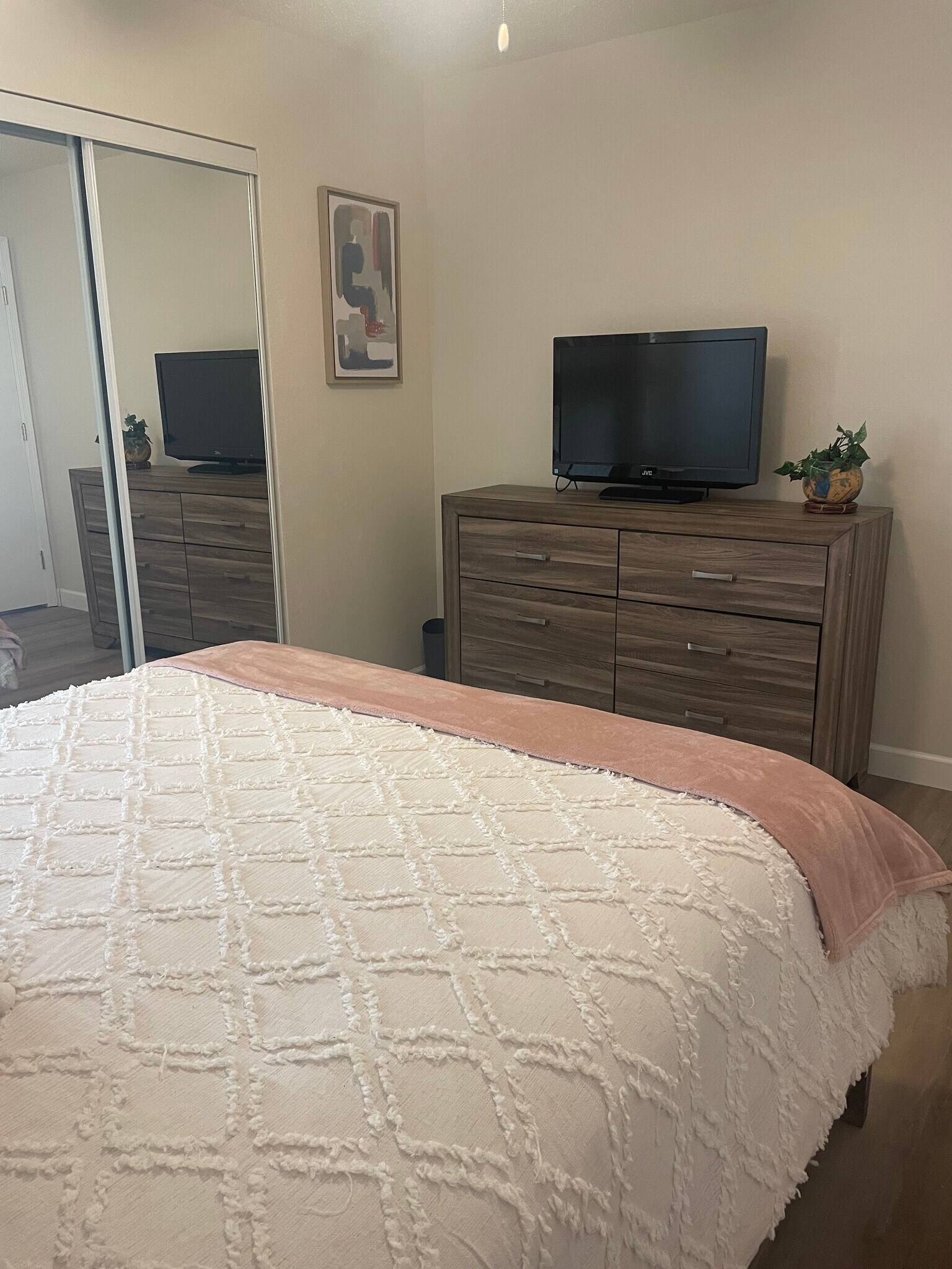 Building Photo - 3705 SW 27th St