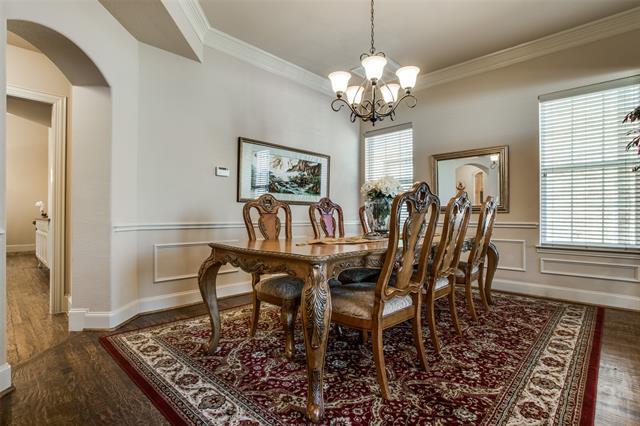 Building Photo - 1108 Queen Guinevere Dr