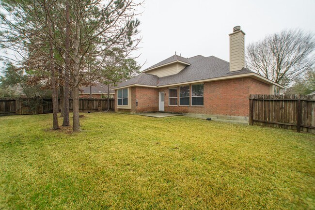 Building Photo - 27 Gilmore Grove Pl