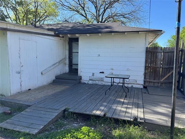 Building Photo - 2218 Farola Dr