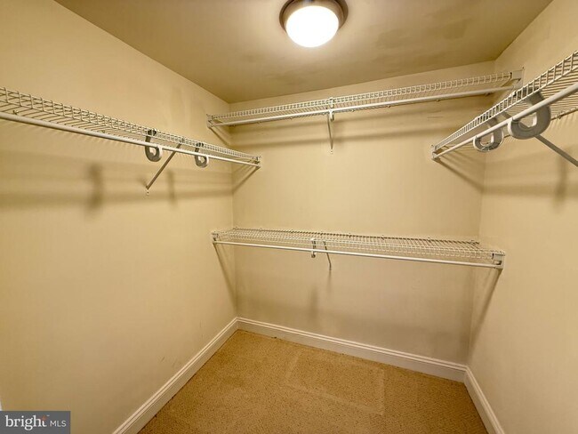 Building Photo - 11760 Sunrise Valley Dr