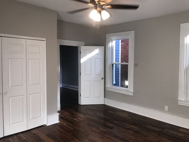 Building Photo - 3 BR, 1 Bath Townhouse - Lawrenceville - TOTALLY UPDATED!