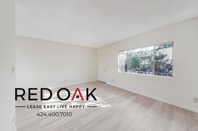 Building Photo - 400 N Mentor Ave